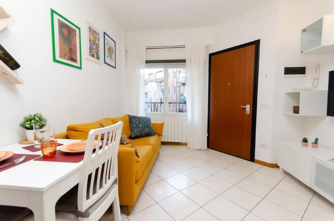 Vivimihome - Bilo A 5 Minuti Da San Siro Con Garage Milan Apartment