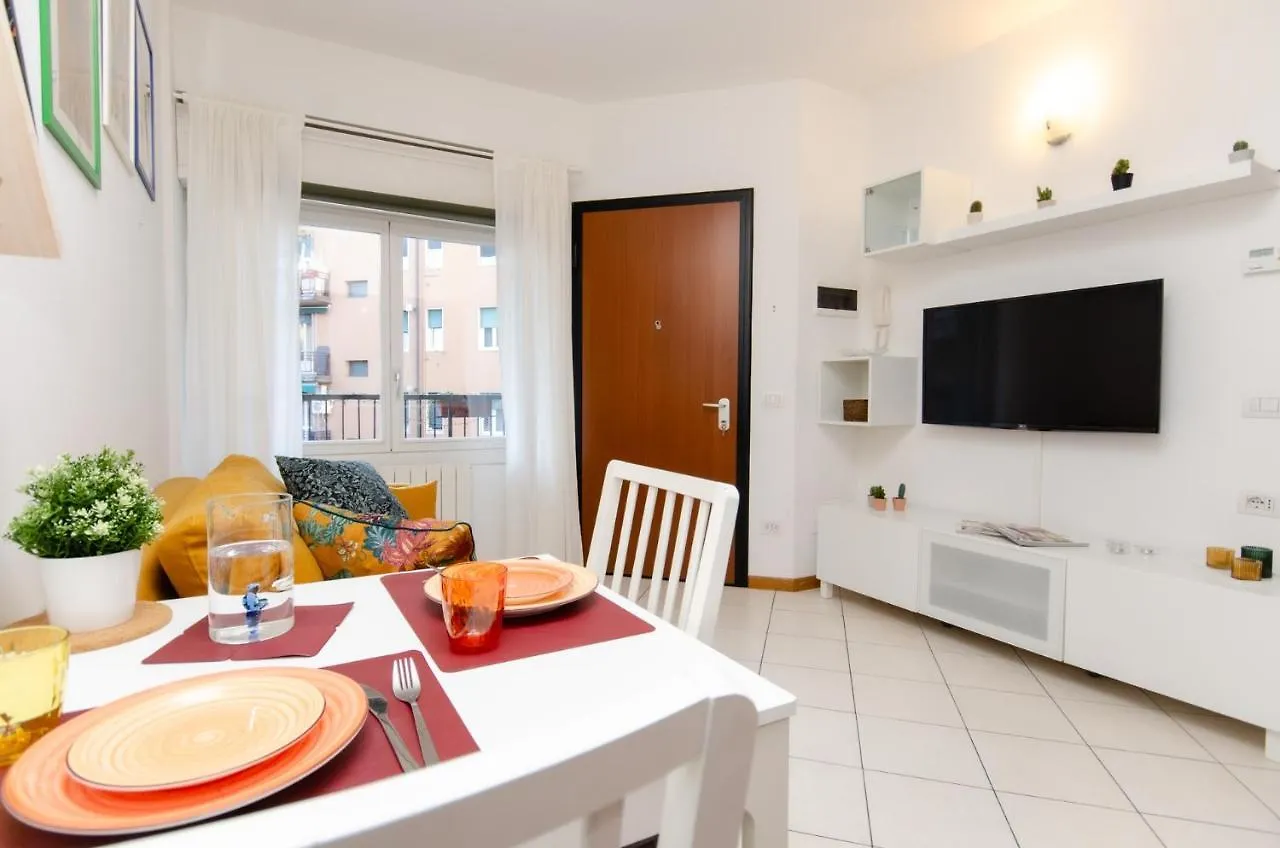 Apartment Vivimihome - Bilo A 5 Minuti Da San Siro Con Garage Milan Italy